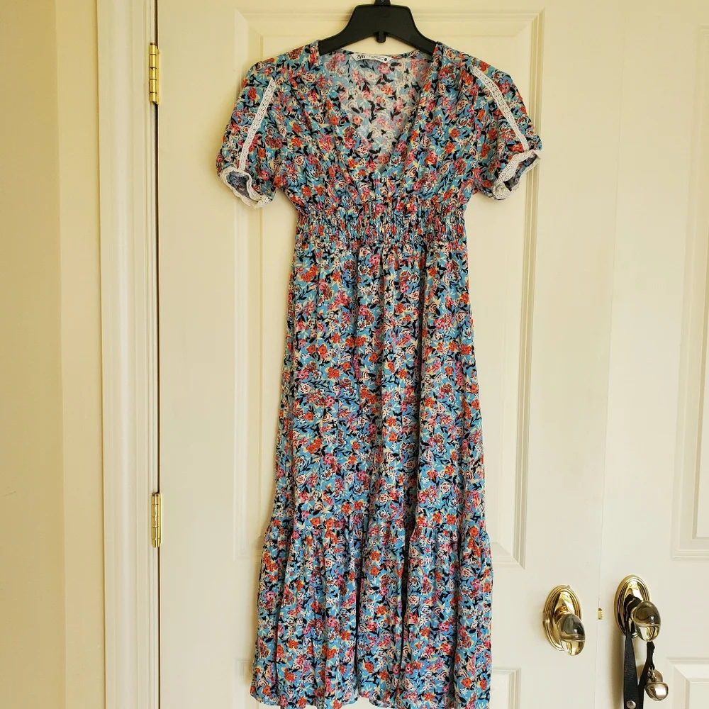 Zara Boho Floral Print Contrast Lace Midi Dress Ruffle Flirty Lace A-Line Small - Picture 4 of 5